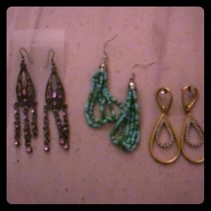 Earrings lot